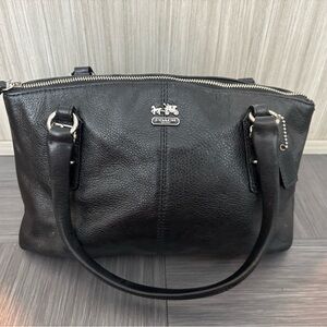 Coach Black Leather Shoulder Bag